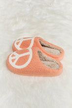 Load image into Gallery viewer, Melody Printed Plush Slide Slippers
